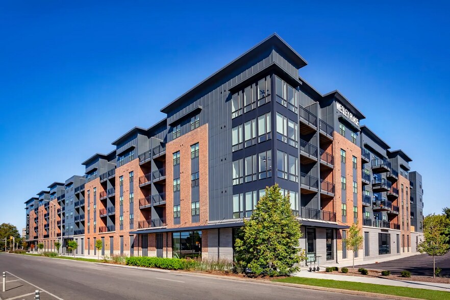 Building Photo - 75 W 18th St