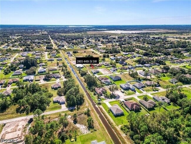 Building Photo - 2803 44th St SW