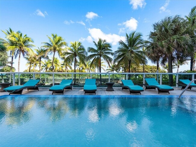 Building Photo - 9172 Collins Ave
