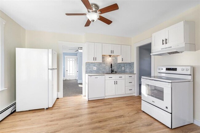 Building Photo - 2 Ann St