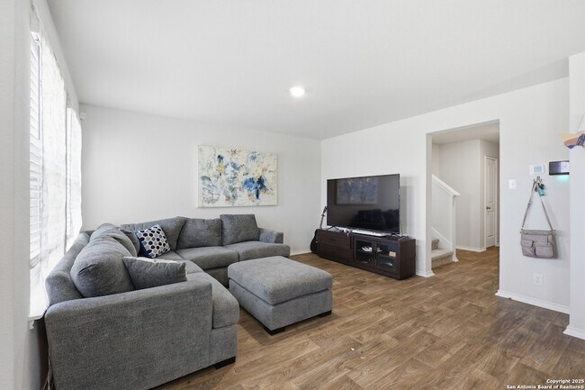 Building Photo - 6442 Dynamic Sound