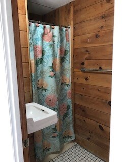 bathroom - 5 Brookfield Rd