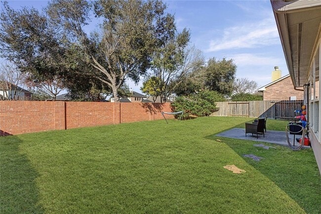 Building Photo - 2710 Golden Creek Ln