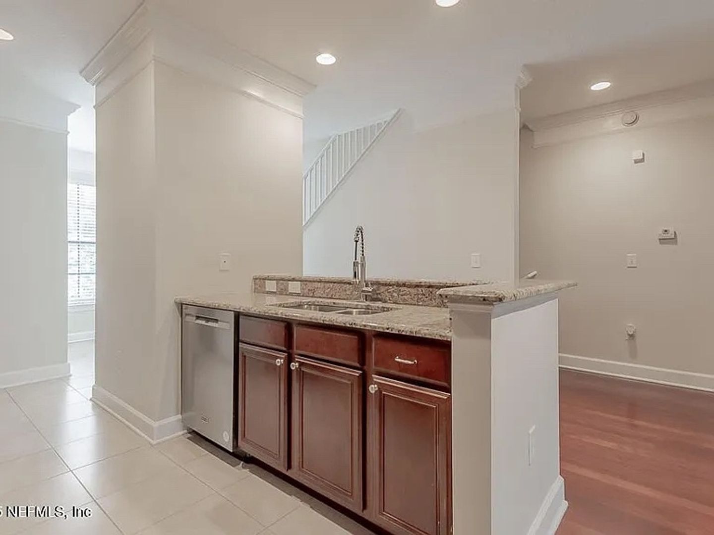 Building Photo - 9823 Tapestry Park Circle