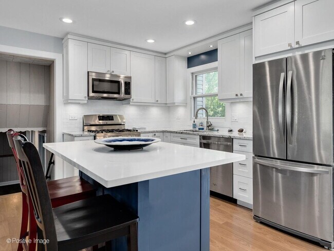 Building Photo - 5735 Virginia Ave