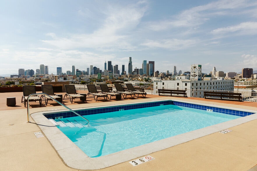 Building Photo - 1855 Industrial St