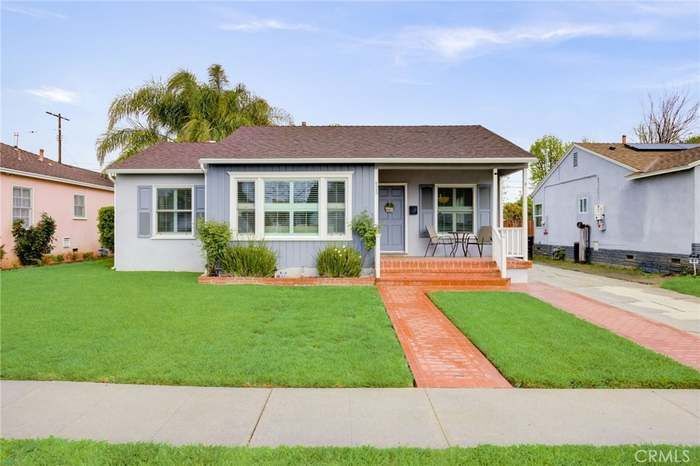 Building Photo - 6542 Balcom Ave