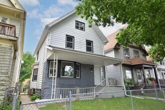 Building Photo - 2129 N 47th St