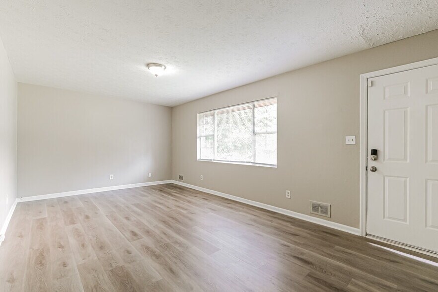 Building Photo - 8392 San Jose Trail