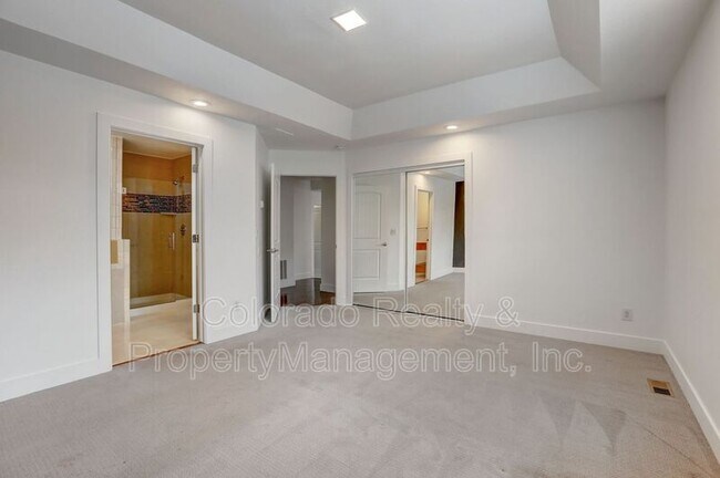 Building Photo - 2581 S Hazel Ct