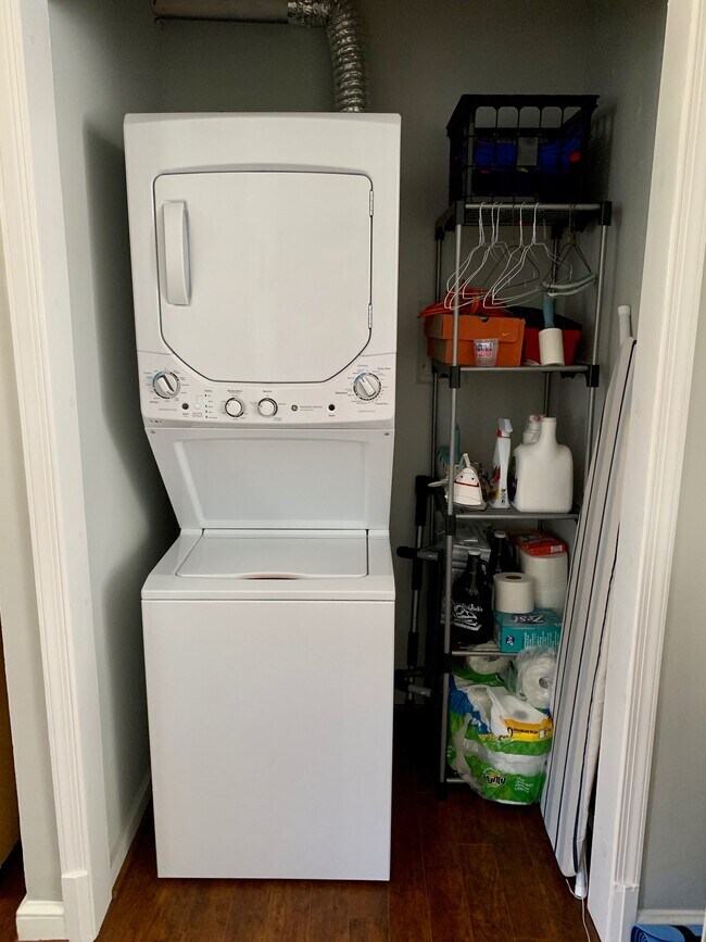 Building Photo - 2601 Arlington Blvd