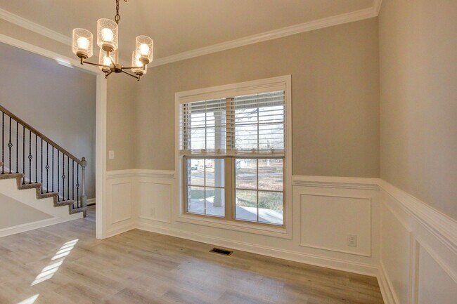 Building Photo - 2086 Ussery Rd S