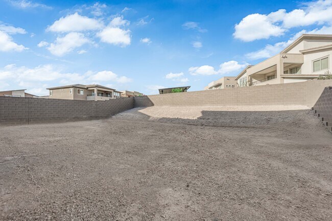 Building Photo - 10648 Stone Ledge Ave