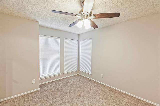 Building Photo - 1321 Overlook Dr