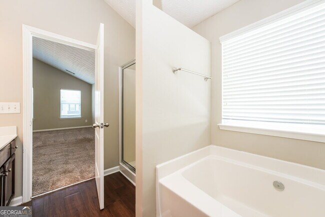 Building Photo - 5228 McEver View Dr