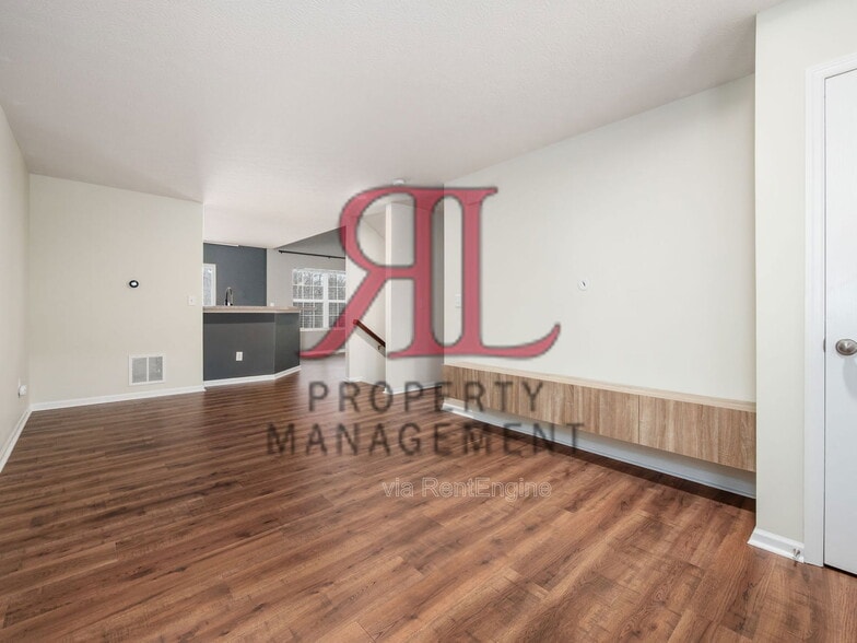 Building Photo - 6482 Ash Rock Cir