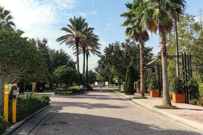 Building Photo - 7126 Regina Way