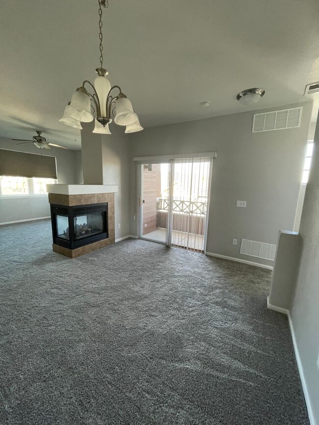 Building Photo - Spacious 2 Bed Condo in Arvada's Maple Lea...