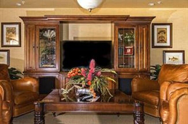 Building Photo - 1064 N Tamiami Trl