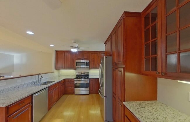 Building Photo - Special One In E 116th St Available Now.