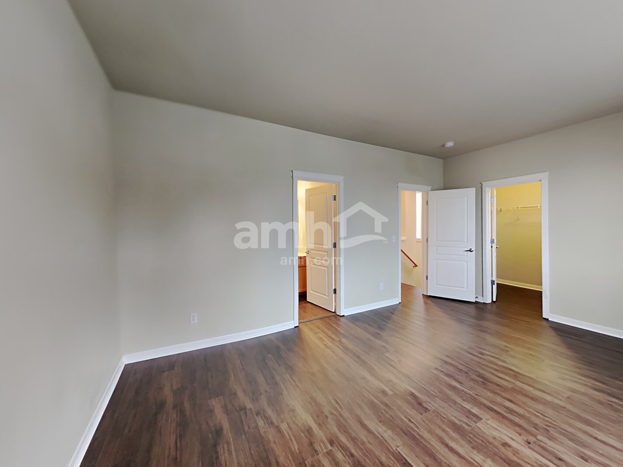 Building Photo - 129 Wild Rose St