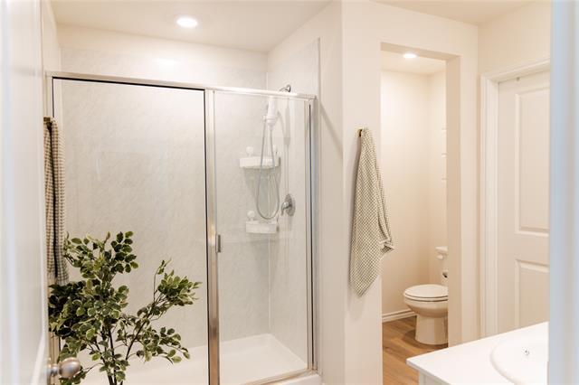 Building Photo - 6505 Waterfall Ln