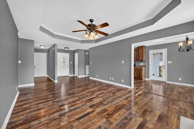 Building Photo - 3534 Southwood Dr