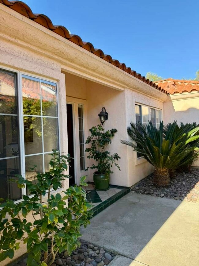 Building Photo - 11816 Caminito Corriente