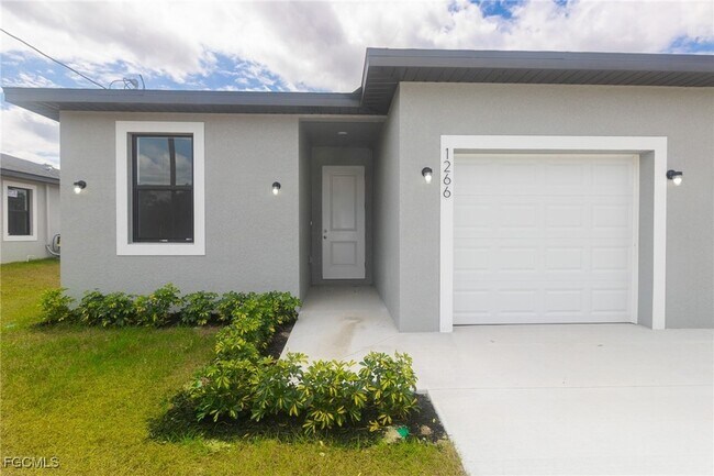 Building Photo - 1260 Milwaukee Blvd