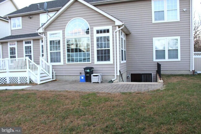 Building Photo - 2707 Hollywell Ct