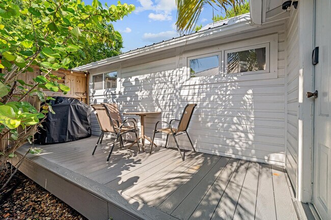 Building Photo - 23 Old Mission Ave