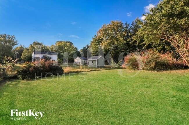 Building Photo - 8 Sandpiper Ct
