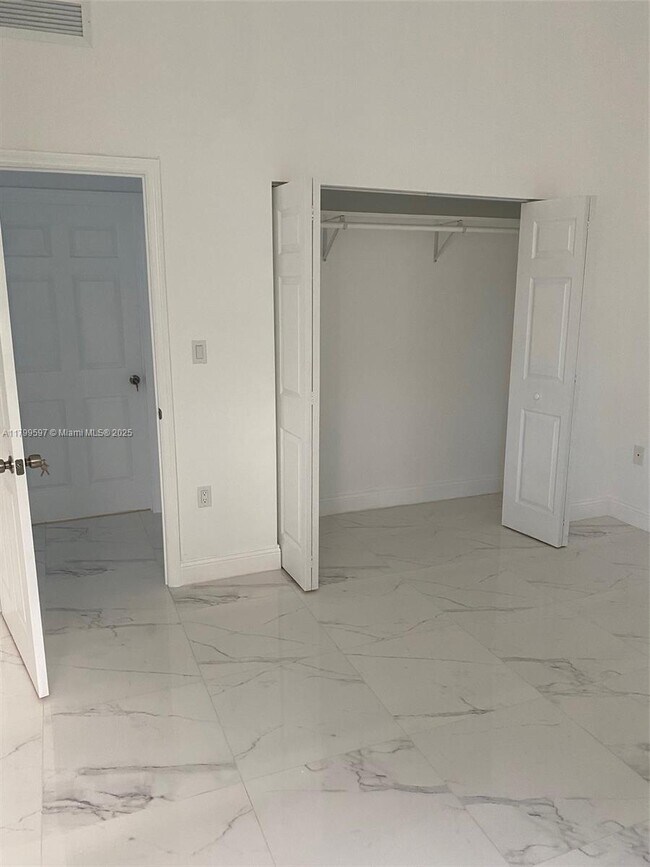 Building Photo - 1482 NW 46th St
