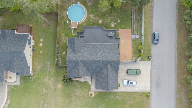 Building Photo - 220 Dolphin Dr