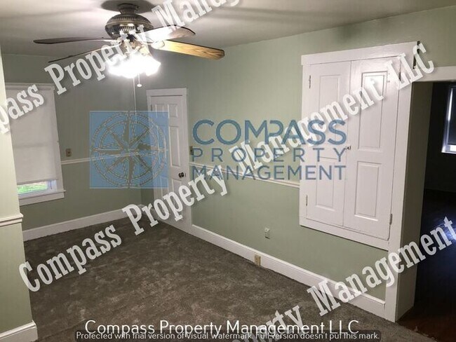 Building Photo - $1,295 - 3 Bed, 1 Bath Apartment - Paradise