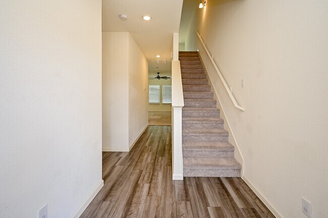 Building Photo - 673 Amesbury Rd