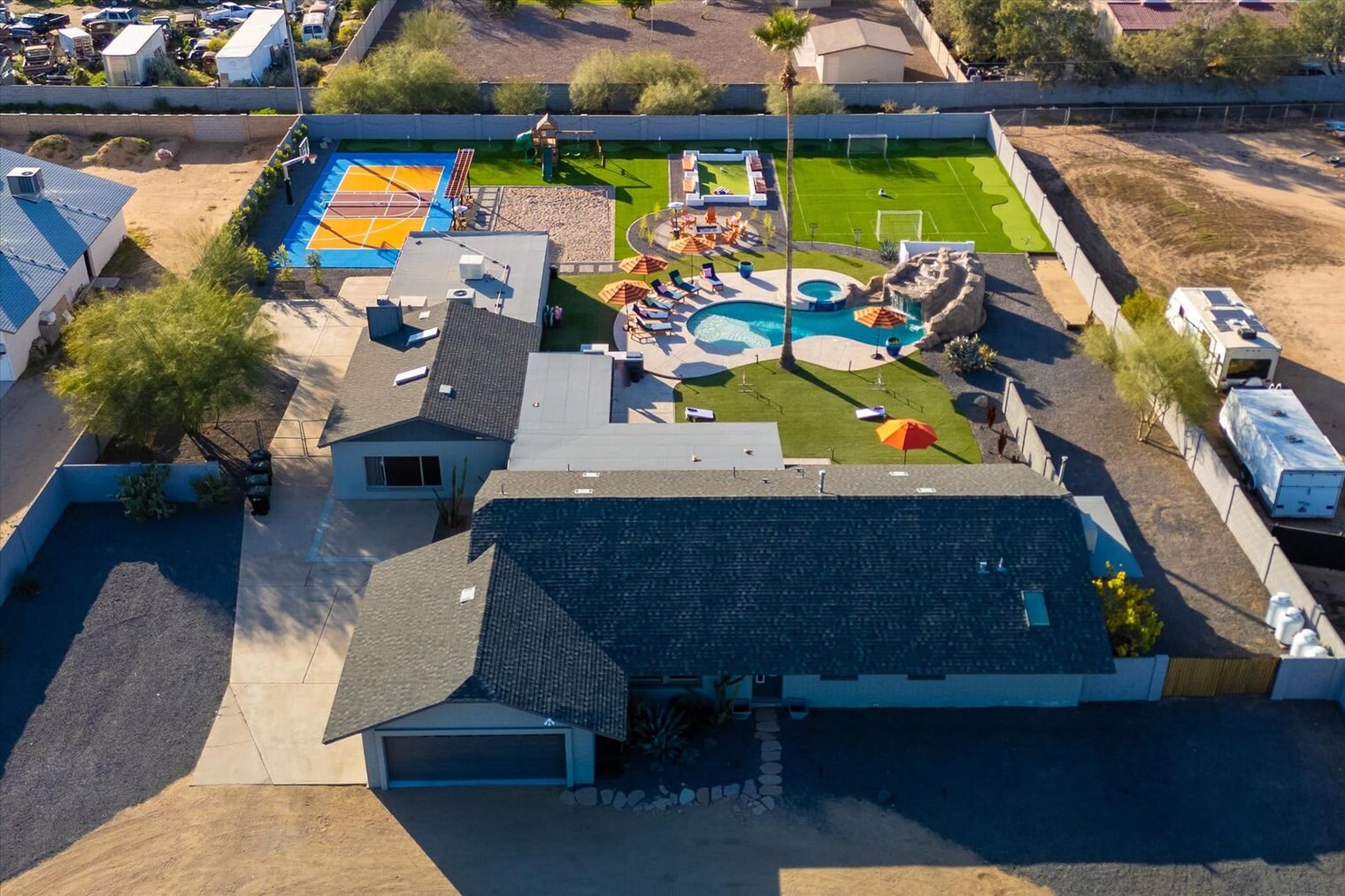 Building Photo - 15638 N 41st Pl