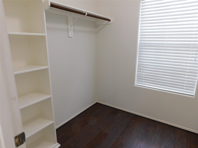 Building Photo - 19130 Yaupon Ranch Dr