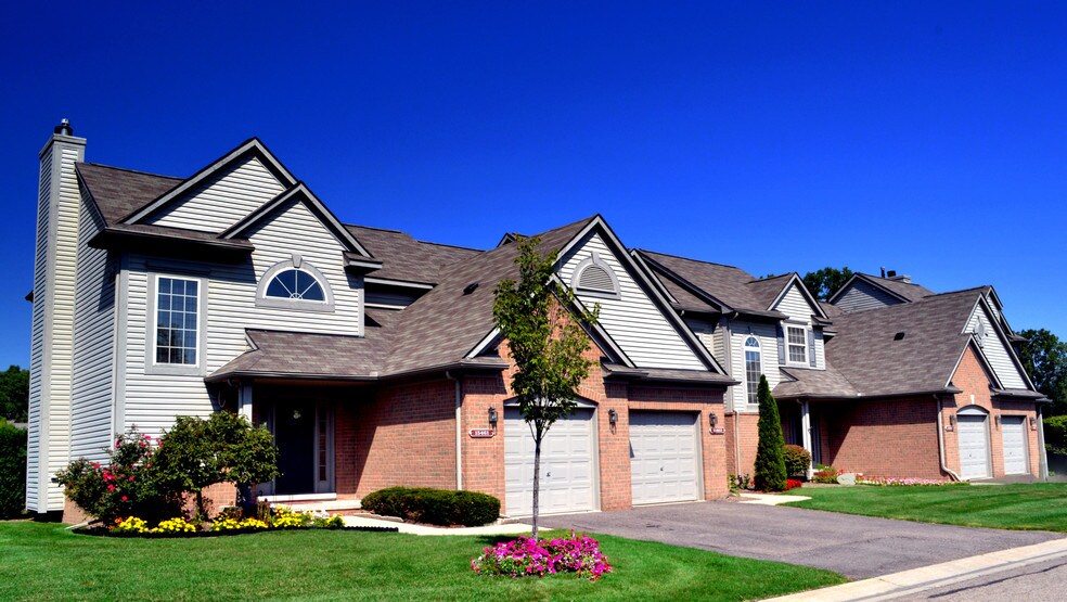 Hidden Cove Estates 15311 Mystic Cir Plymouth MI 48170 Apartment Finder