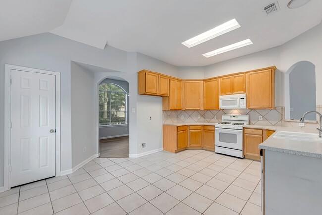 Building Photo - 22 English Lavender Pl