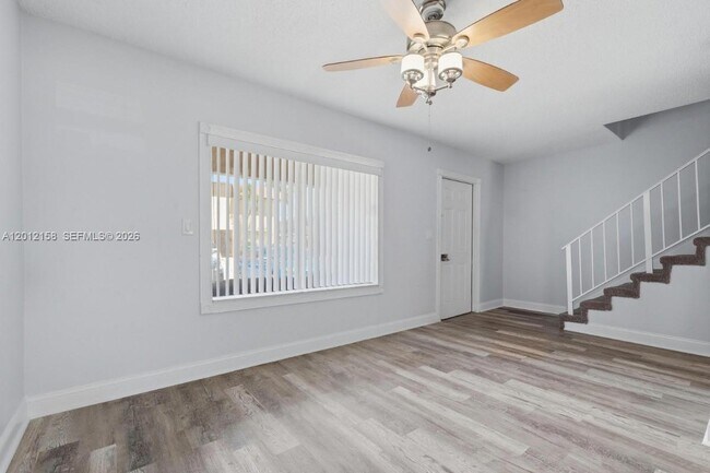 Building Photo - 6656 SW 41st St