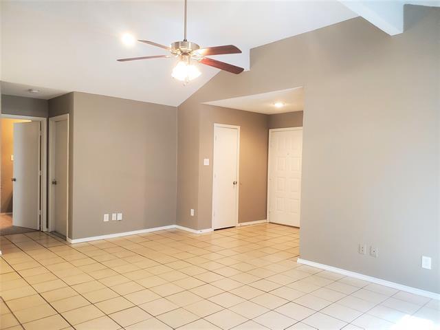 Building Photo - 117 Valley Spring Dr