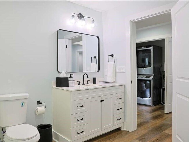 Building Photo - 2184 Skye Isles Pass SE