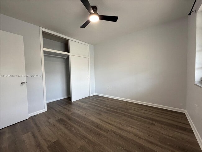 Building Photo - 8042 SW 89th St