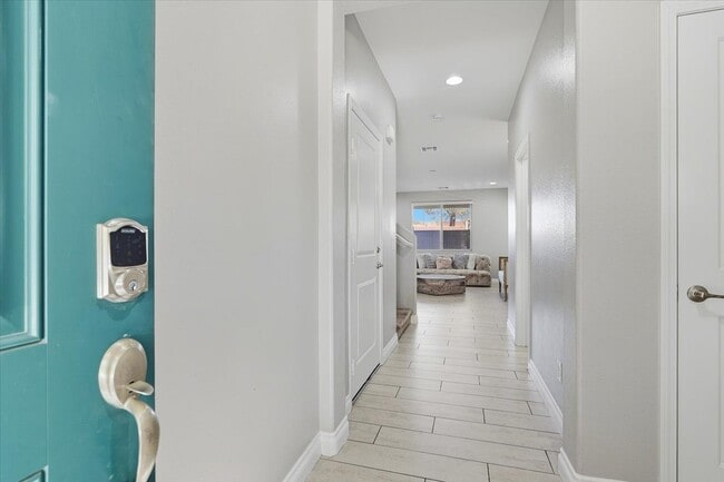 Building Photo - 9362 Noble Sage Ave