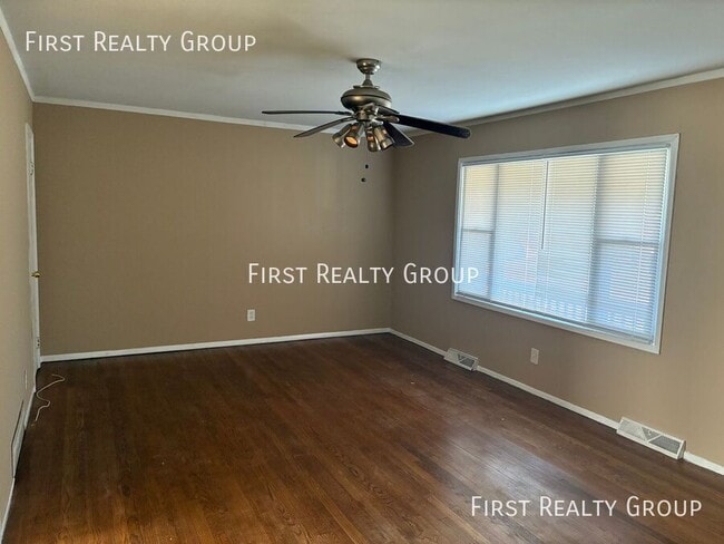 Building Photo - 81 Dayspring-