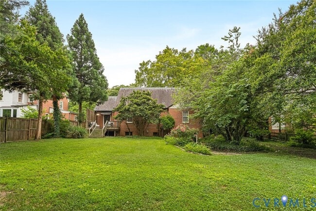 Building Photo - 4323 Fauquier Ave