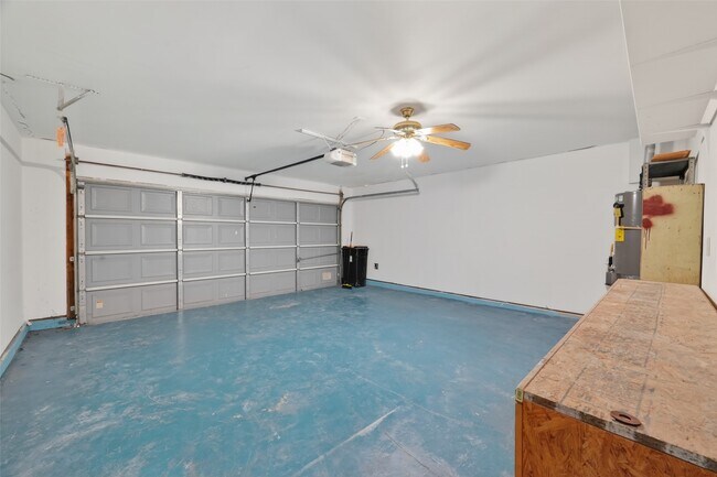 Building Photo - 21907 Willow Downs Dr