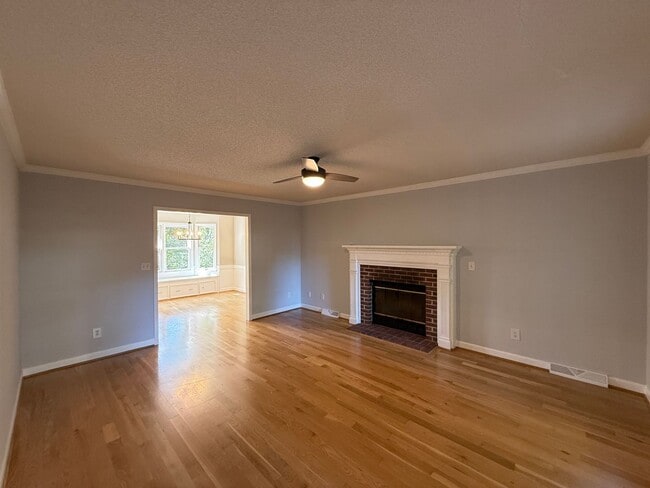 Building Photo - 6714 Amberley Ln