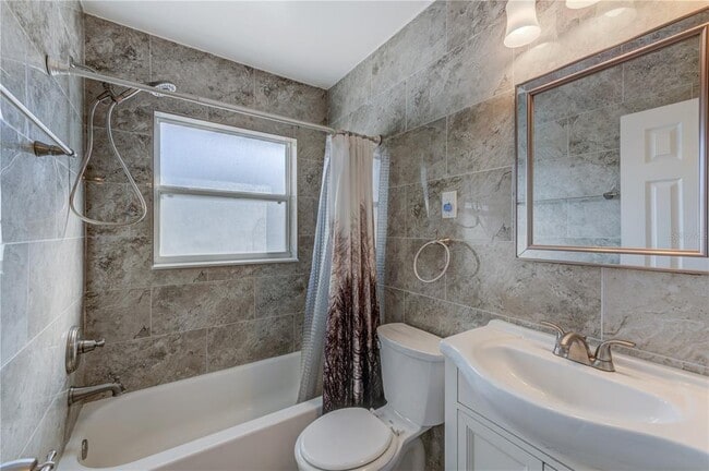 Building Photo - 5244 35th Terrace N